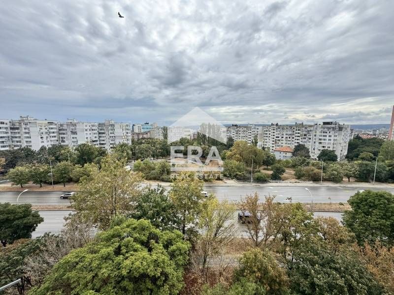 Продава се Тристаен апартамент в Варна, Левски - 90 кв.м за 2611 €/кв.м - Снимка #9