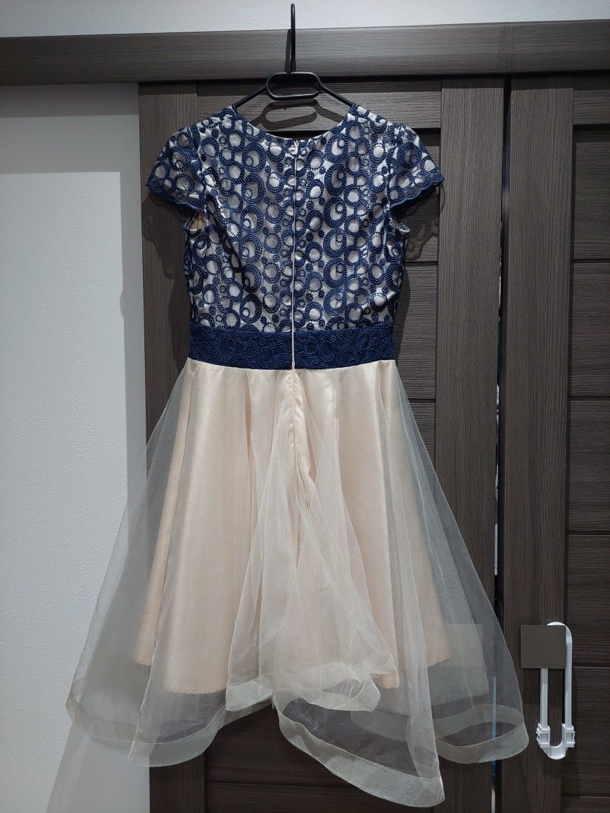 Rochie eleganta scurta