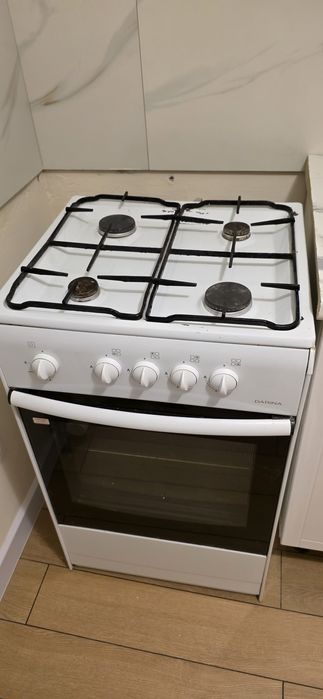 Газовая плита 4 комфорки