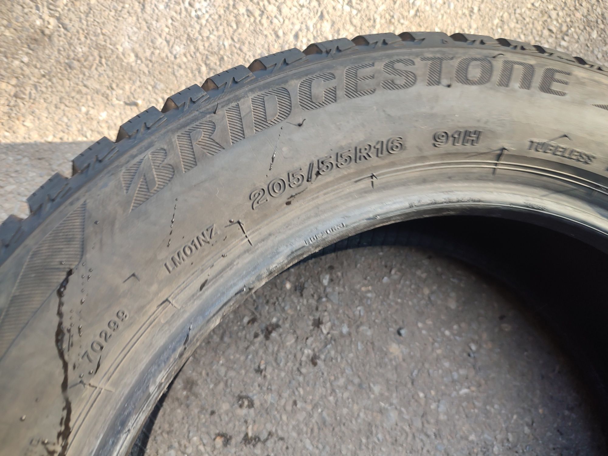 205/55/16" 4бр Bridgestone blozzak lm001,dot1918,7mm