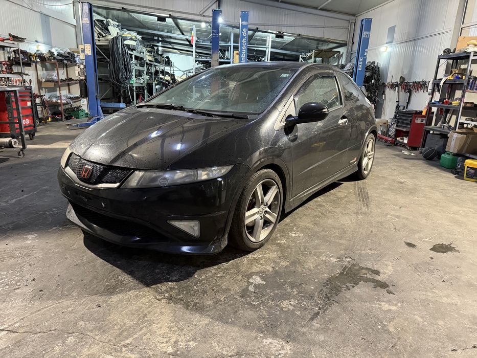 Dezmembrez/Dezmembrari Honda Civic type S 2.2 manual