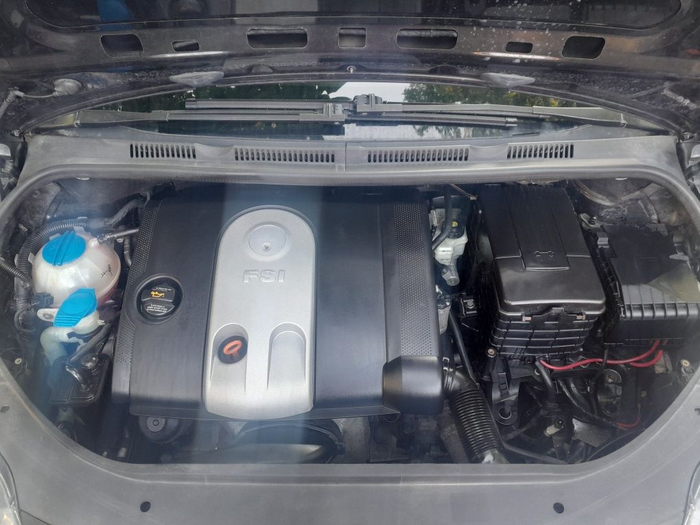 Vând Golf 5 Plus 1.6 Fsi 2006