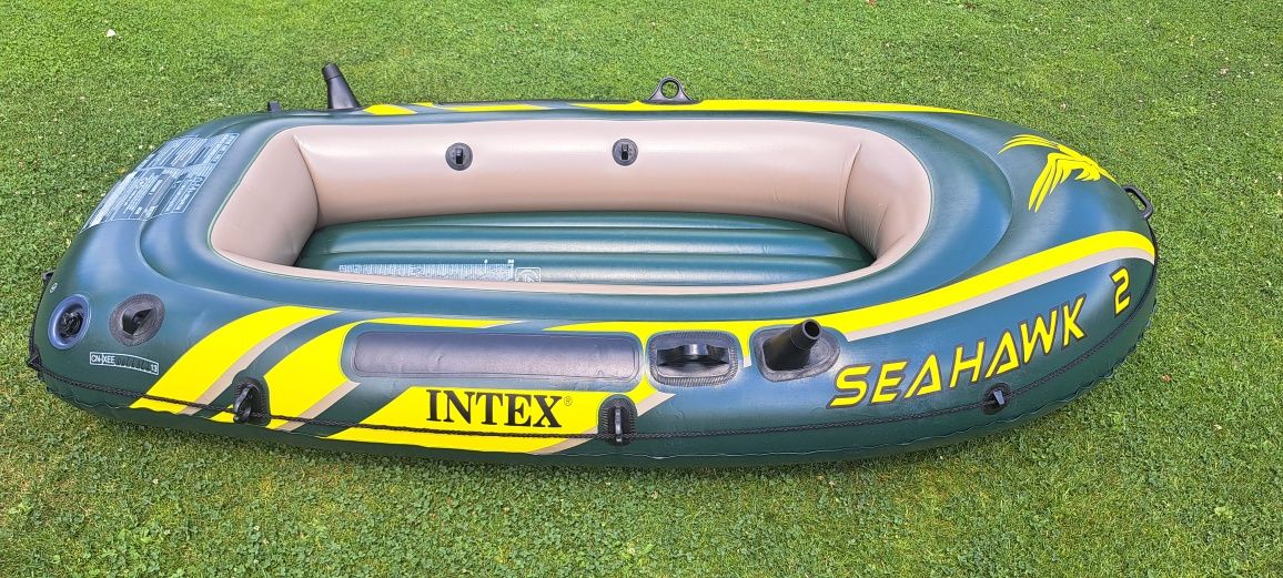 Vând barca pneumatica Intex Seahawk 2