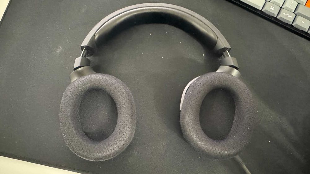 Безжични слушалки Razer Barracuda X - ГАРАНЦИЯ, ПЪЛЕН КОМПЛЕКТ