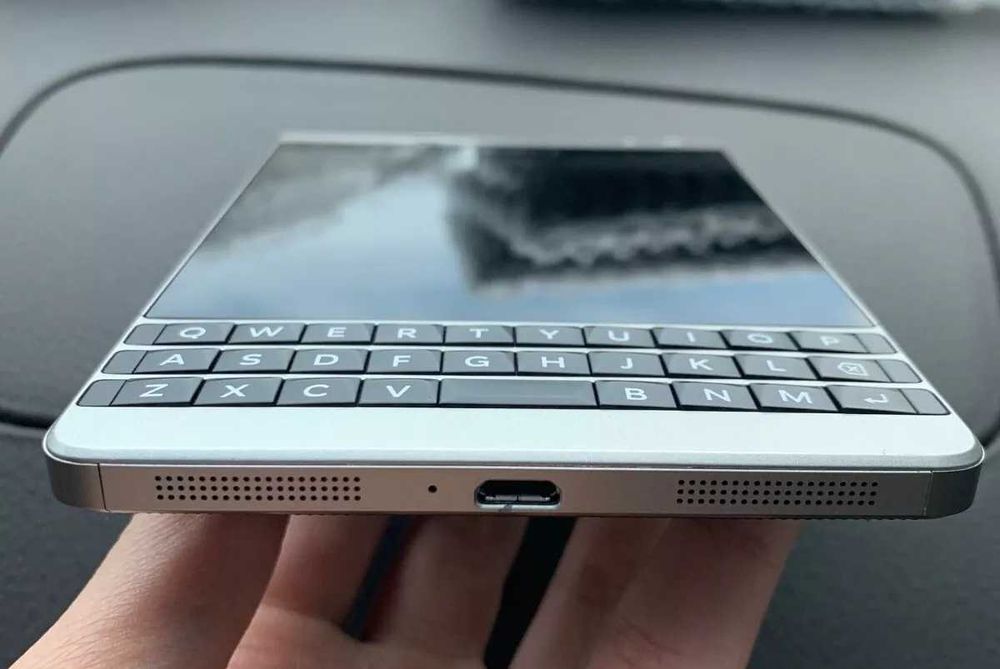 Telefon Blackberry Passport - Silver Edition - NOU