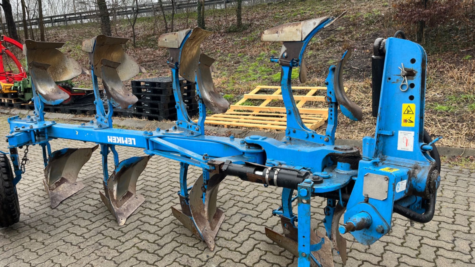 Lemken Europal 7 Omoch, Case, John Deere, Belarus, Claas Arion tortadi