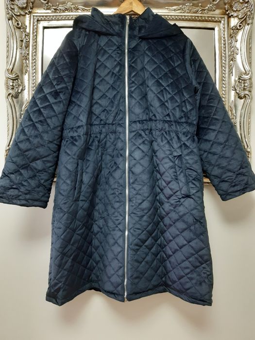 Geaca Parka de femei.