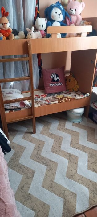 Продам детскую двухъярусную кровать