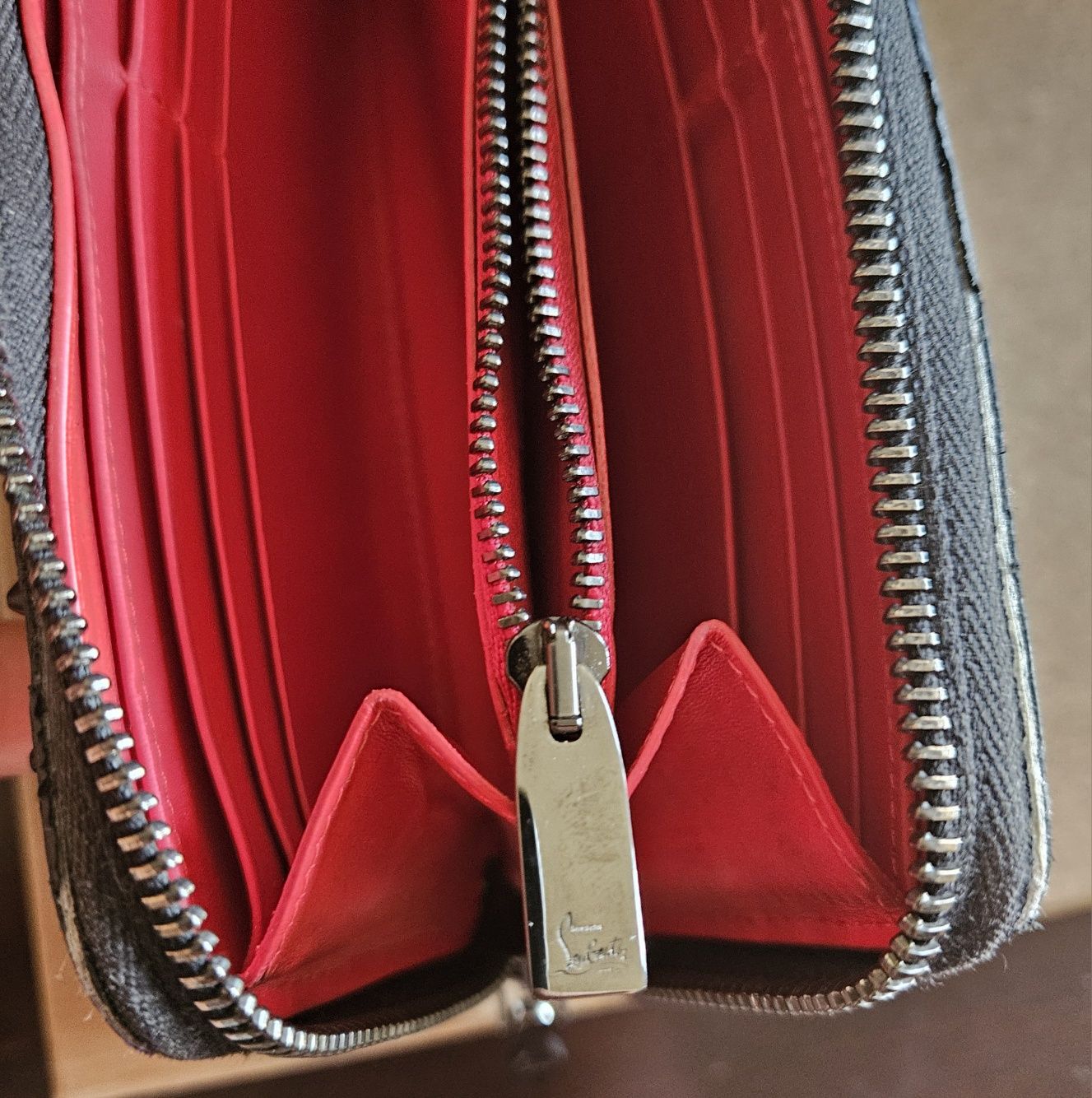 Протмоне Christian Louboutin (unisex)