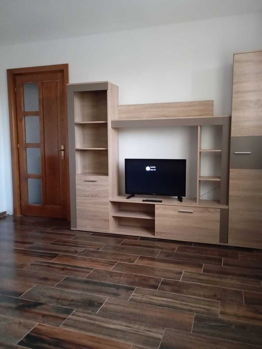 Inchiriez apartament cu 1 camera