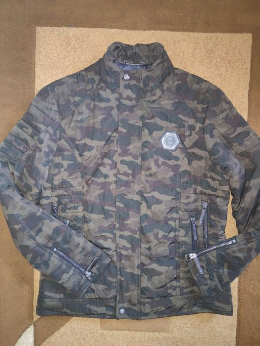 Geaca Philipp Plein marimea M,model army