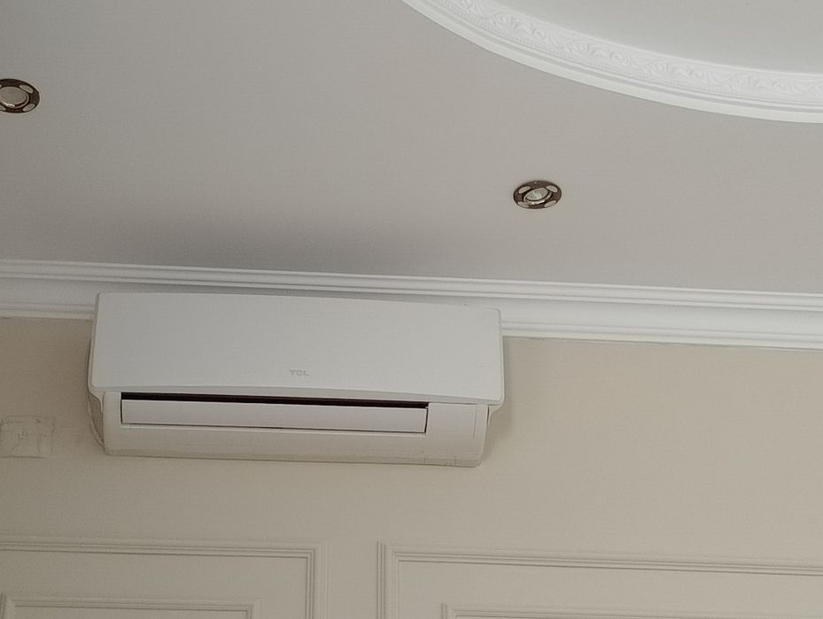 Кондиционер почти новый