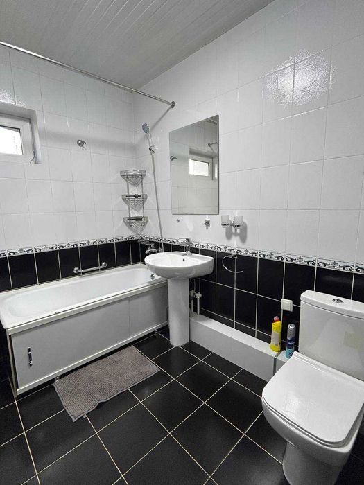 Аренда Улица Садык Азимова 3 ком 1000уе