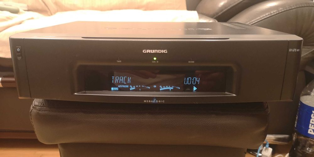 Videorecorder Grundig GV 670 HIFI, S-VHS, HI-FI Stereo