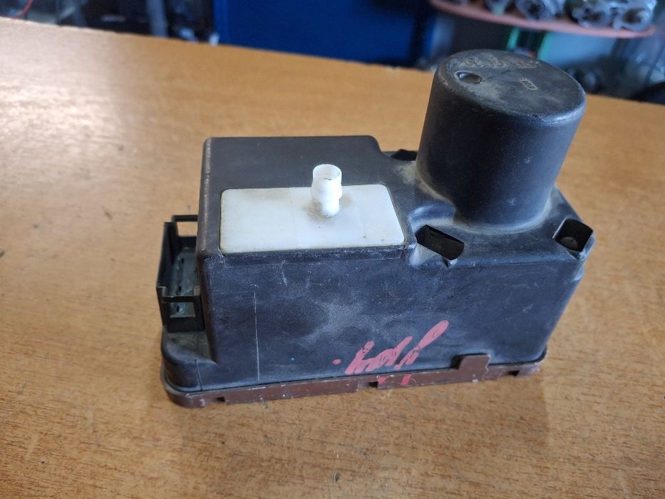 Modul închidere centralizata Polo 6N 6N2