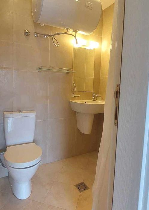 Тристаен апартамент, под наем, Център