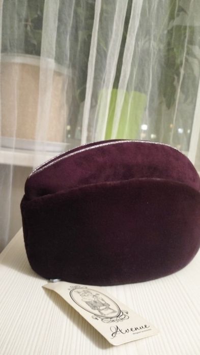 Продам новую элегантную шапку для дам. 10000
