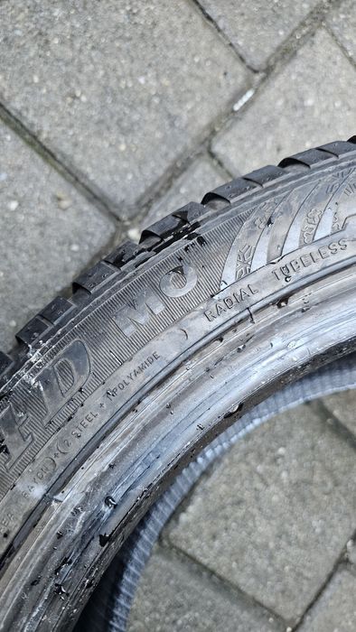 Anvelope 255 40 R18 Dunlop MO