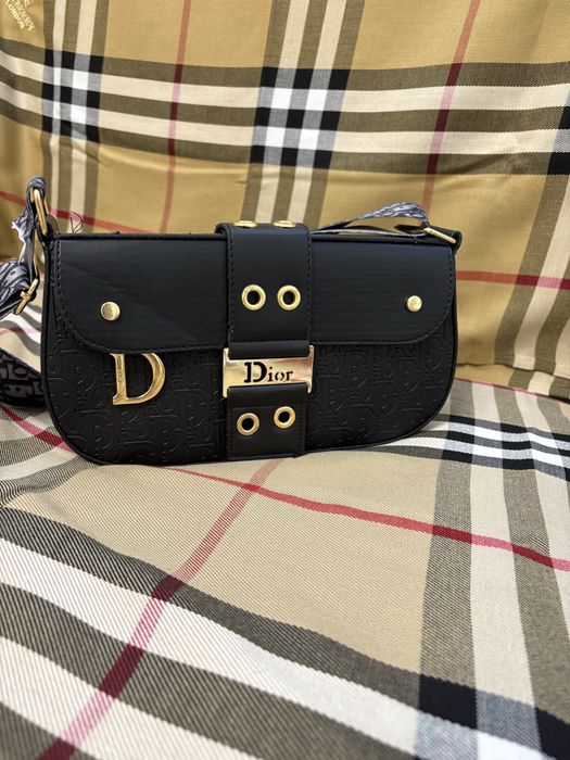 Чанта на Dior-естествена