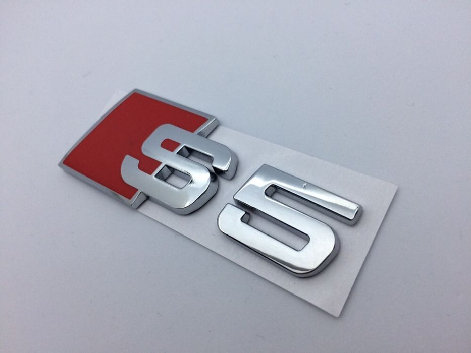 Emblema Audi S5 spate crom