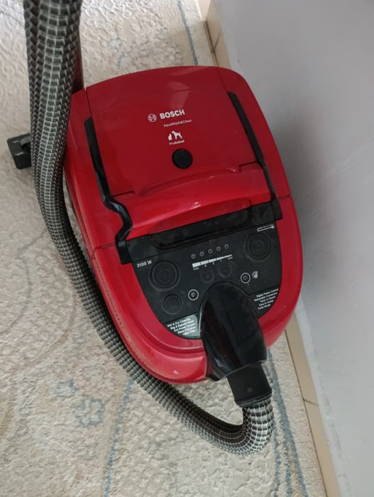 Пылесос в хорошем состояний