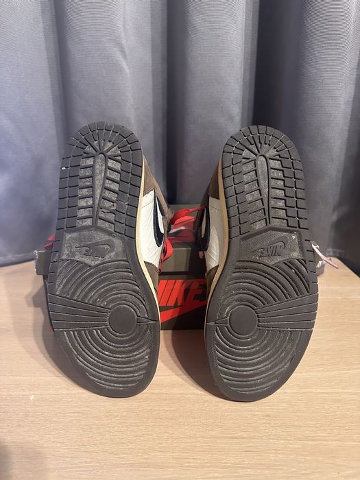 Jordan 1 High Travis Scott Mocha
