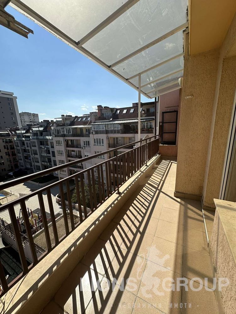 Продава се Тристаен апартамент в Варна, Възраждане 1 - 89 кв.м за 1852 €/кв.м - Снимка #9