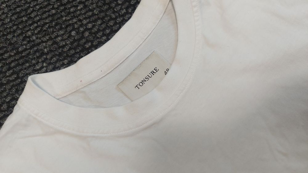 Tonsure тениска M размер