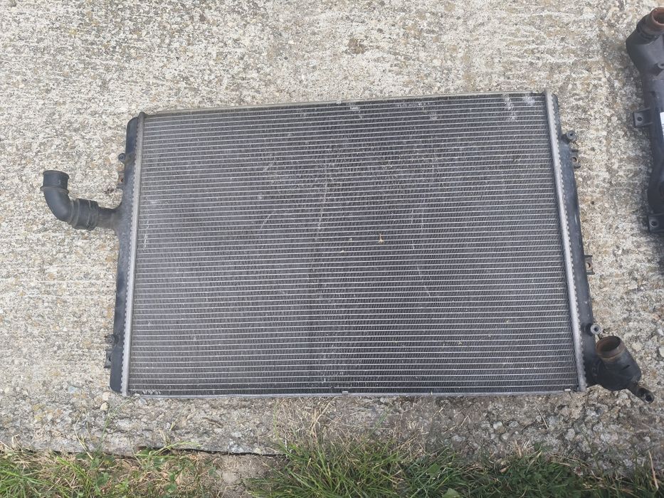 Radiator apă răcire 1K0121253Q 2.0TDI 125kw *BMR* Volkswagen Passat B6