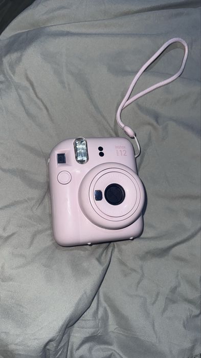 Instax mini 12 состояние:новое