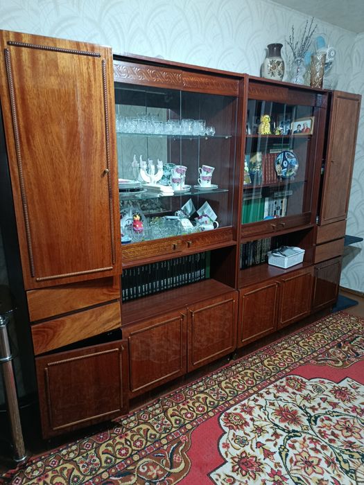 Мебель б/у гарнитур