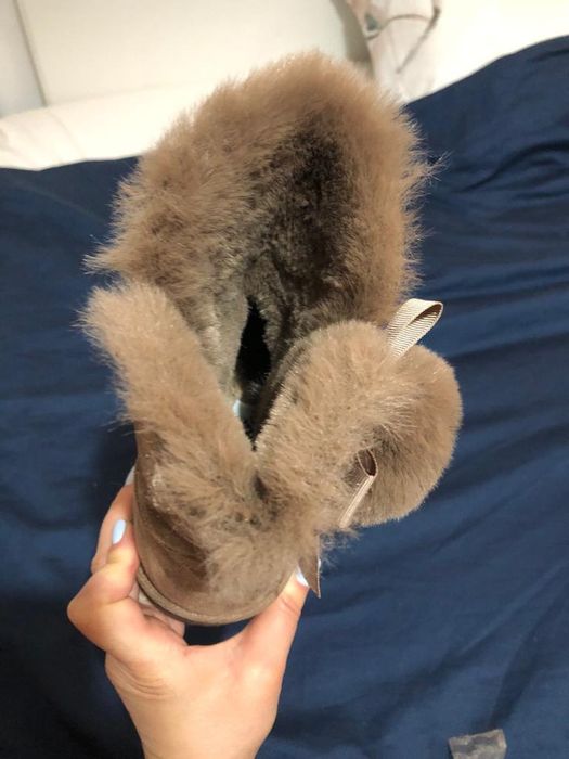 Ghete model UGG,