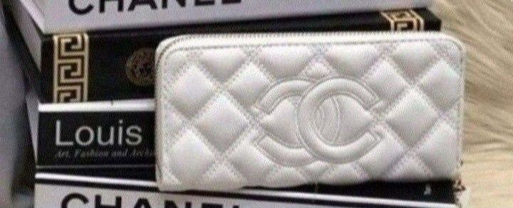 Set Chanel(geanta +portofel),logo metalic auriu sau argintiu, saculet