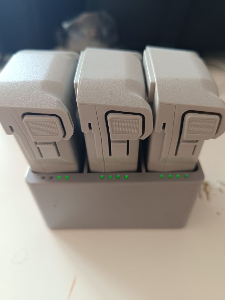 Drona Dji mini3 pro noua 3 baterii