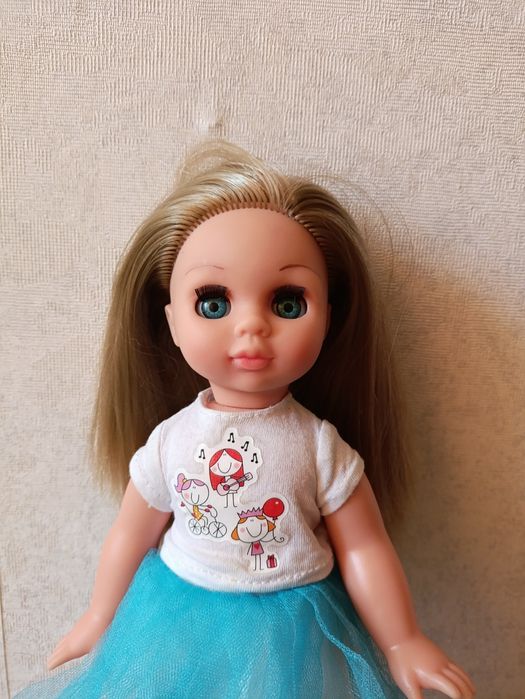 Кукла фирмы " Весна"