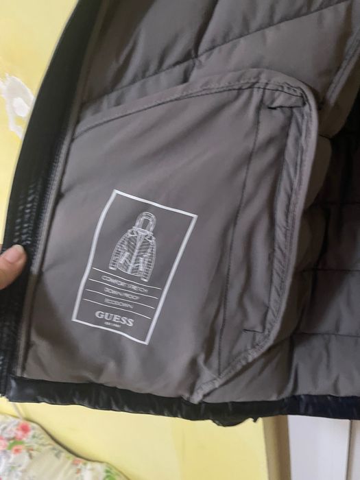 GUESS мъжко яке опигинал
