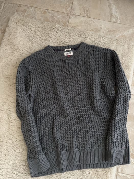 Pulover Tommy Hilfiger- oferta 70 lei