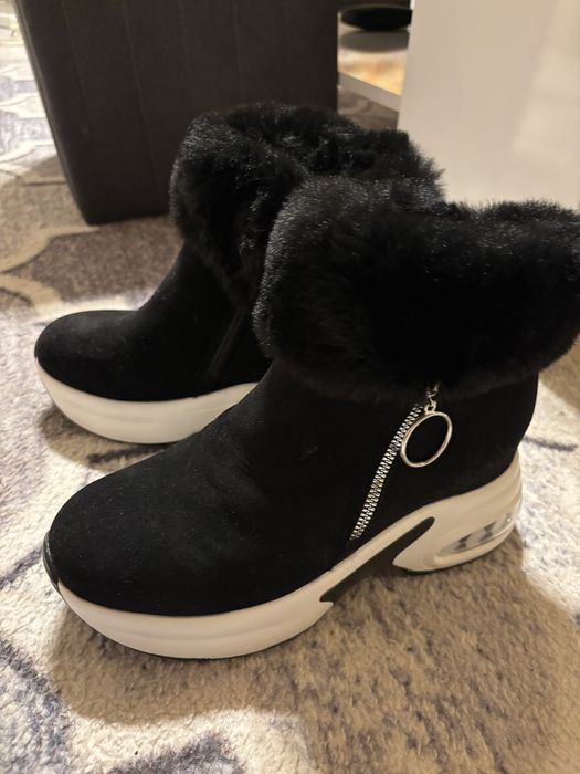 Дамски зимни обувки