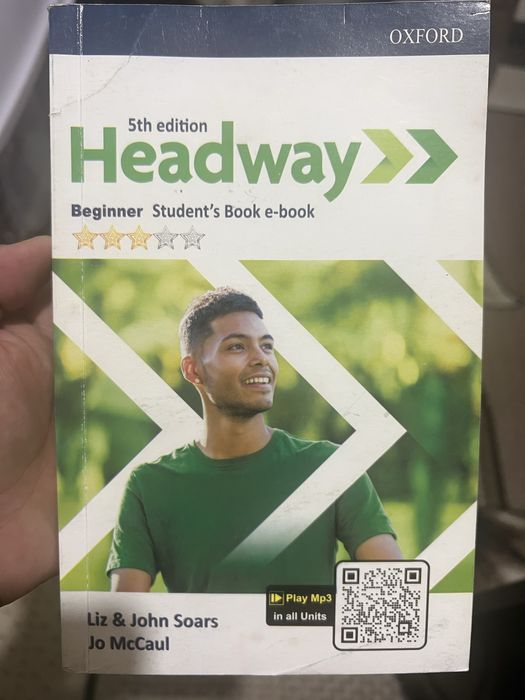 Продаю 2 в 1 книгу headway