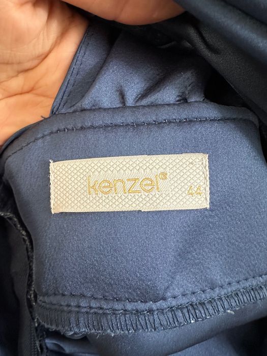 Стилна рокля за официални поводи