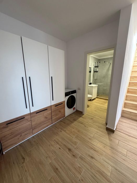 Apartament cu 2 camere, Sanpetru, disponibil 15.12