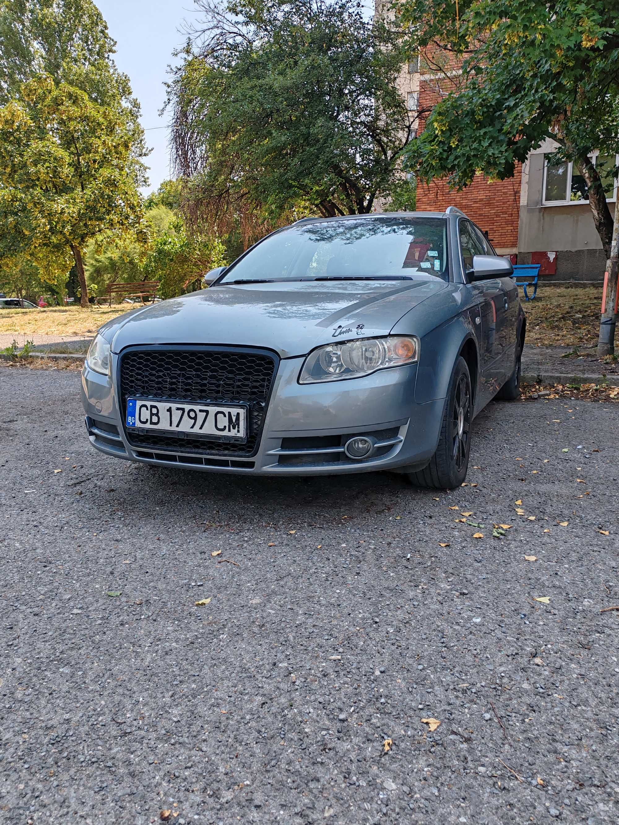 Продавам AUDI A4