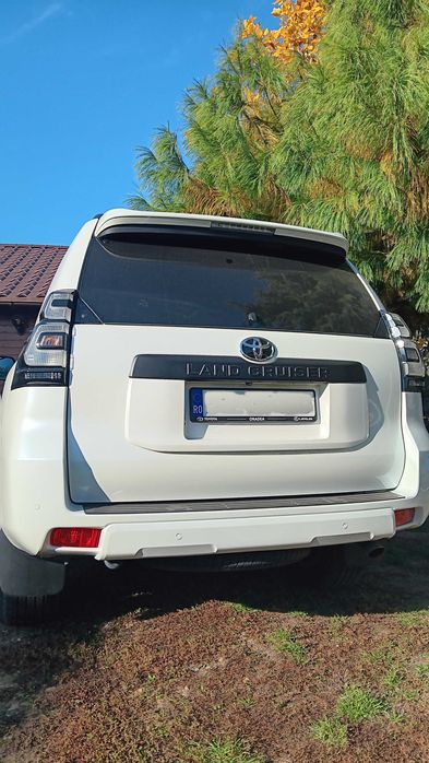 Toyota Land Cruiser 2.8l D 204 CP Luxury Black Matte Edition