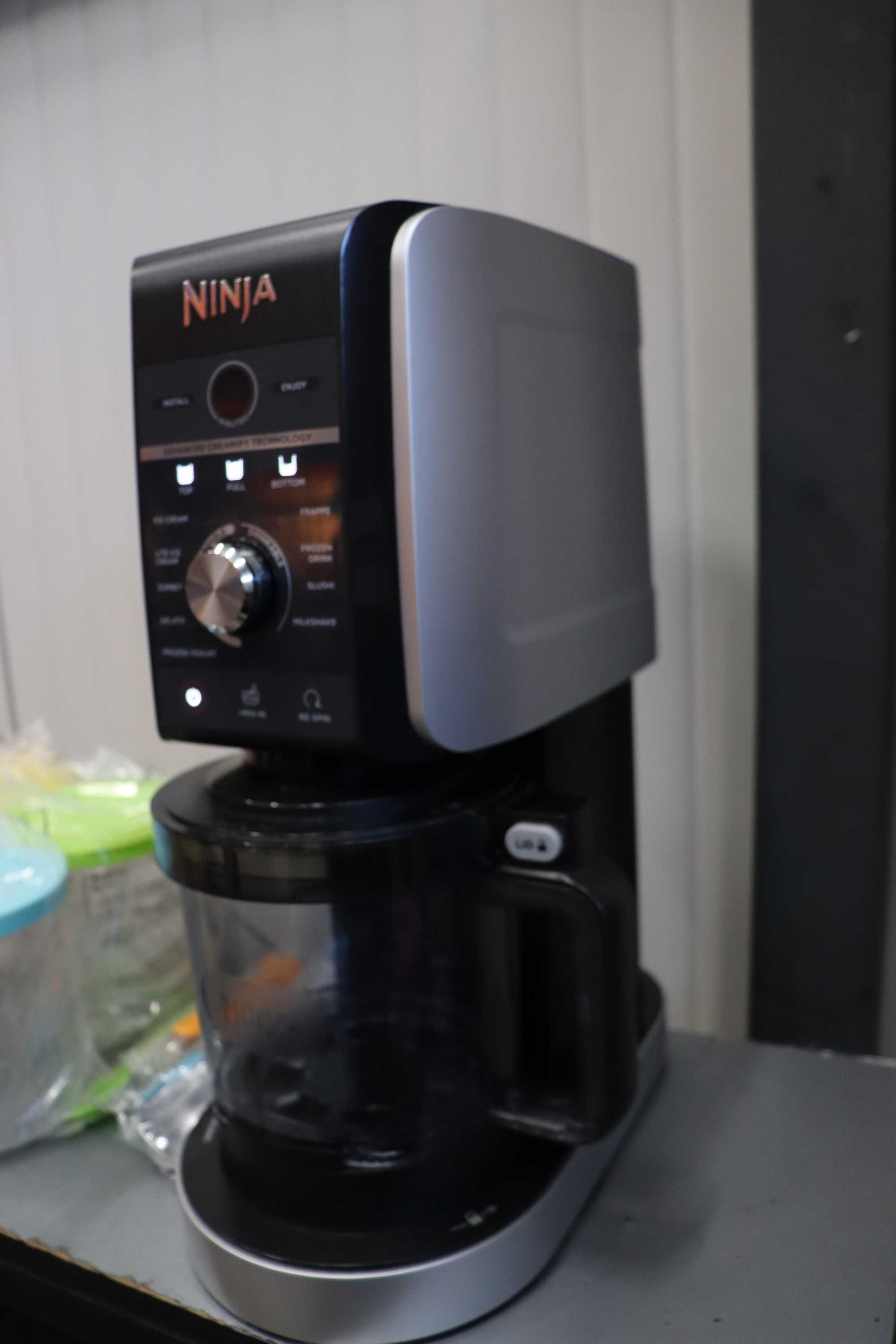 Ninja NC501 CREAMi Deluxe 11в1 сладолед, сорбета, смутита,зам. напитки