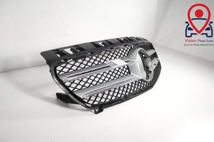 Оригинална централна решетка Мерцедес-Бенц А-Клас / Mercedes-Benz A-Cl