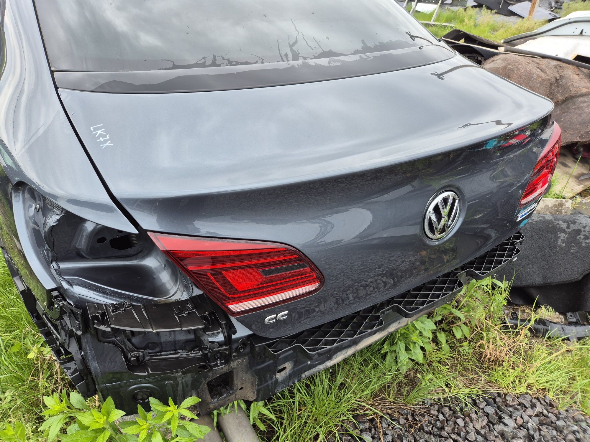 Capota portbagaj vw passat CC an 2015 facelift cod culoare LK7X