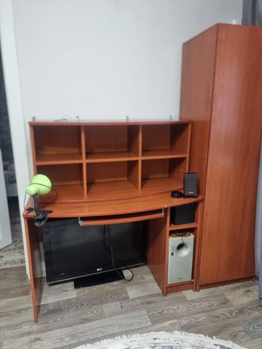 продам гарнитур для детской