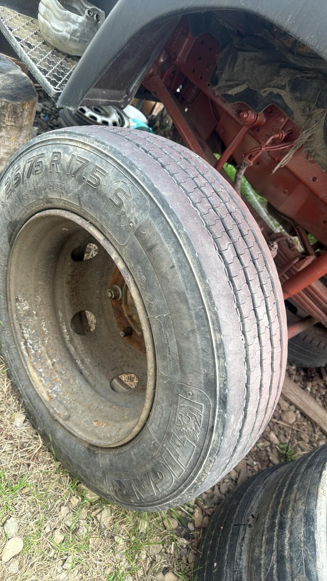 Vând sau dezmembrez iveco eurocargo 75e15 motor tector