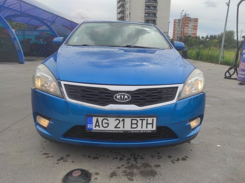 Vând/schimb KIA ceed facelift 2010 1.4 benzina