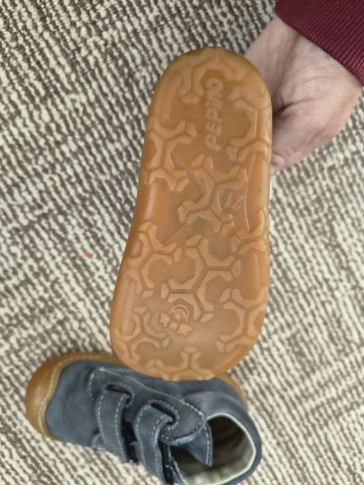 Vând lot de încălțări 21-23.